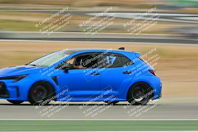 media/Sep-27-2025-Speed Ventures (Sat) [[6606706ef0]]/Yellow group/Turn 6/